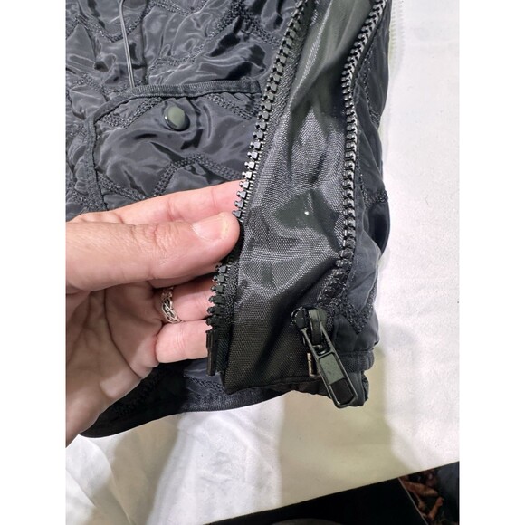Gule Gule Unisex Heated Vest Adjustable Size Large w/ Zipper for Outdoors Black - Picture 3 of 13